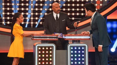 Watch Celebrity Family Feud in Streaming Online | TV Shows | STARZ ON